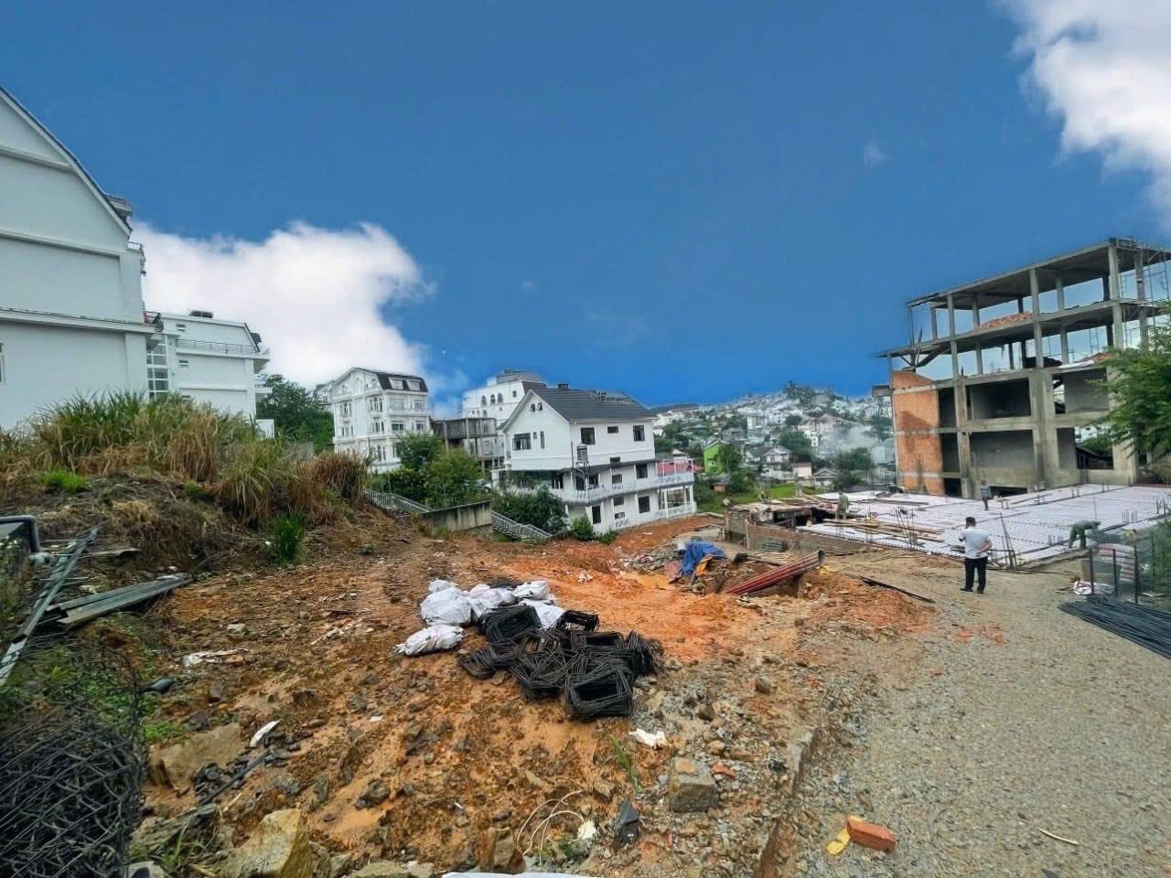 CẦN BÁN GẤP LÔ ĐẤT XÂY DỰNG ĐƯỜNG TÔ HIẾN THÀNH, ĐÀ LẠT - Ảnh 1